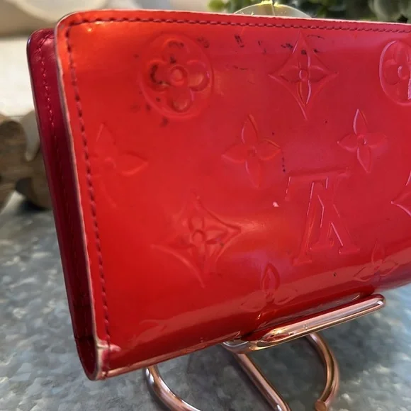 Louis Vuitton Vernis Kisslock Wallet